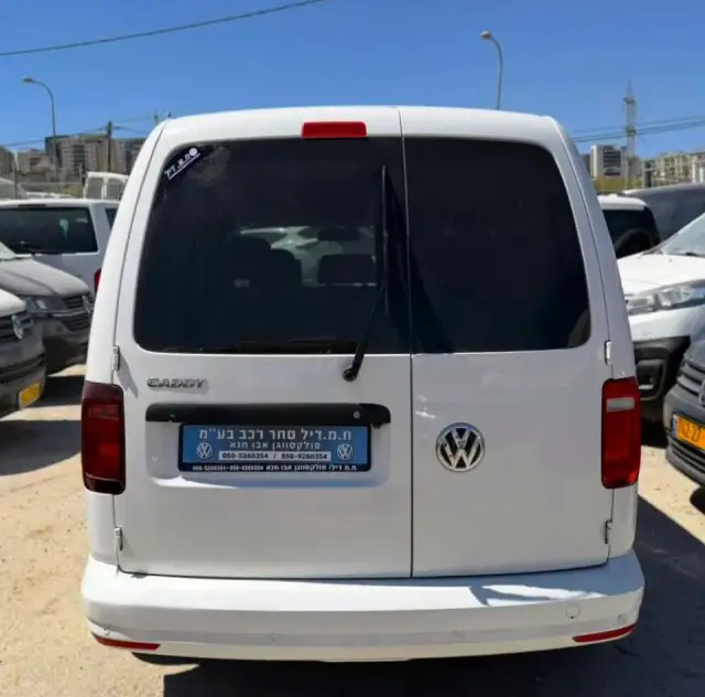 רכב מסחרי ממלאי ח.מ דיל